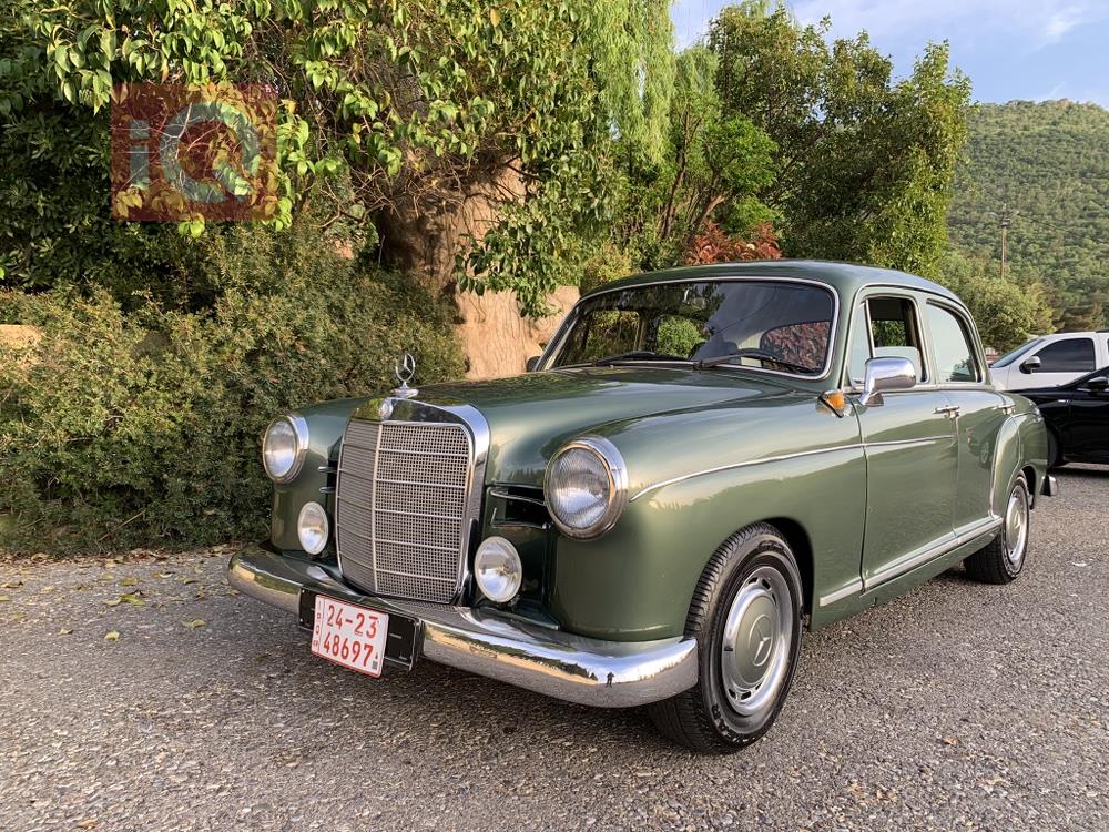 Mercedes-Benz Ponton